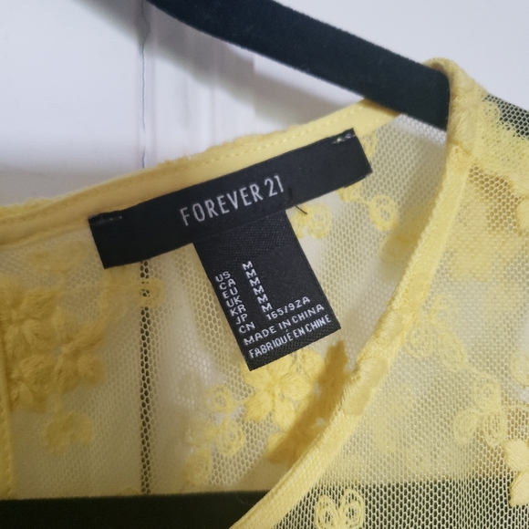 Beautiful Forever 21 dress - Picture 3 of 4